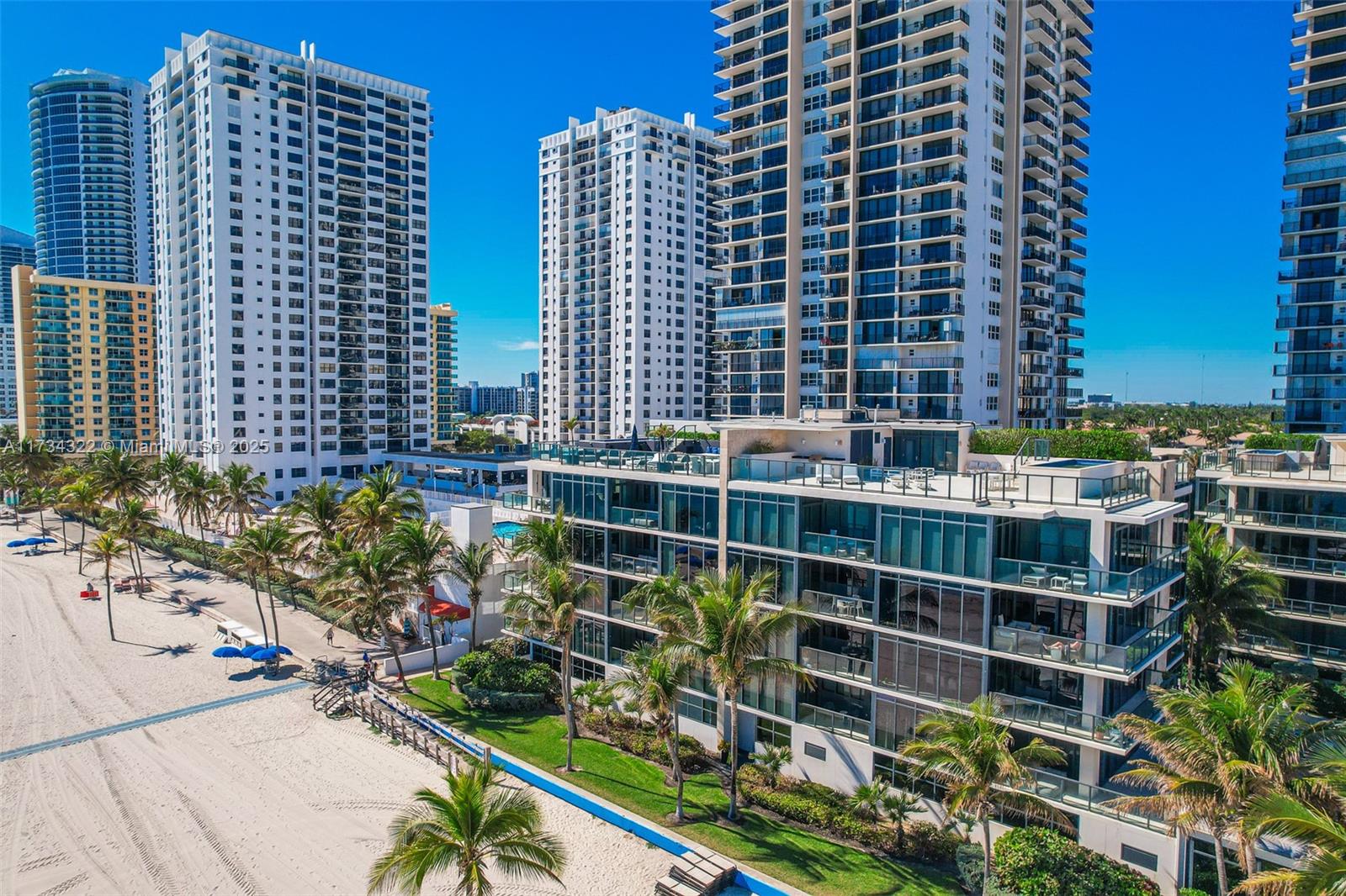 SAGE BEACH CONDO - Residential