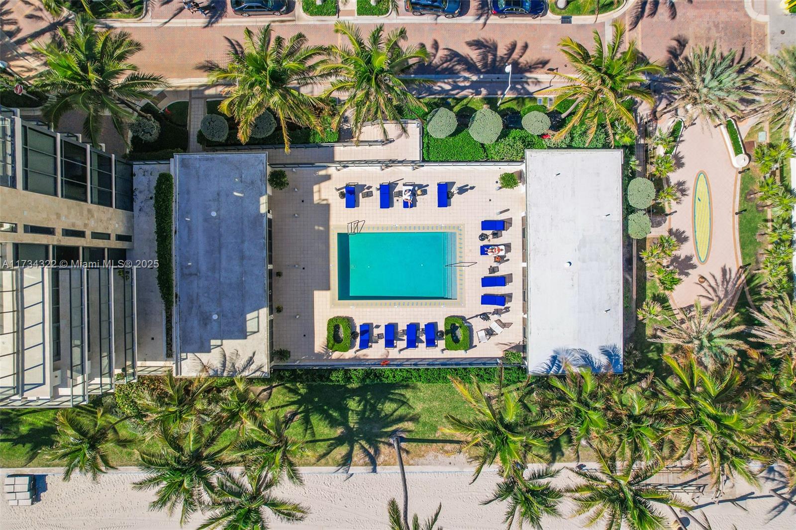 SAGE BEACH CONDO - Residential