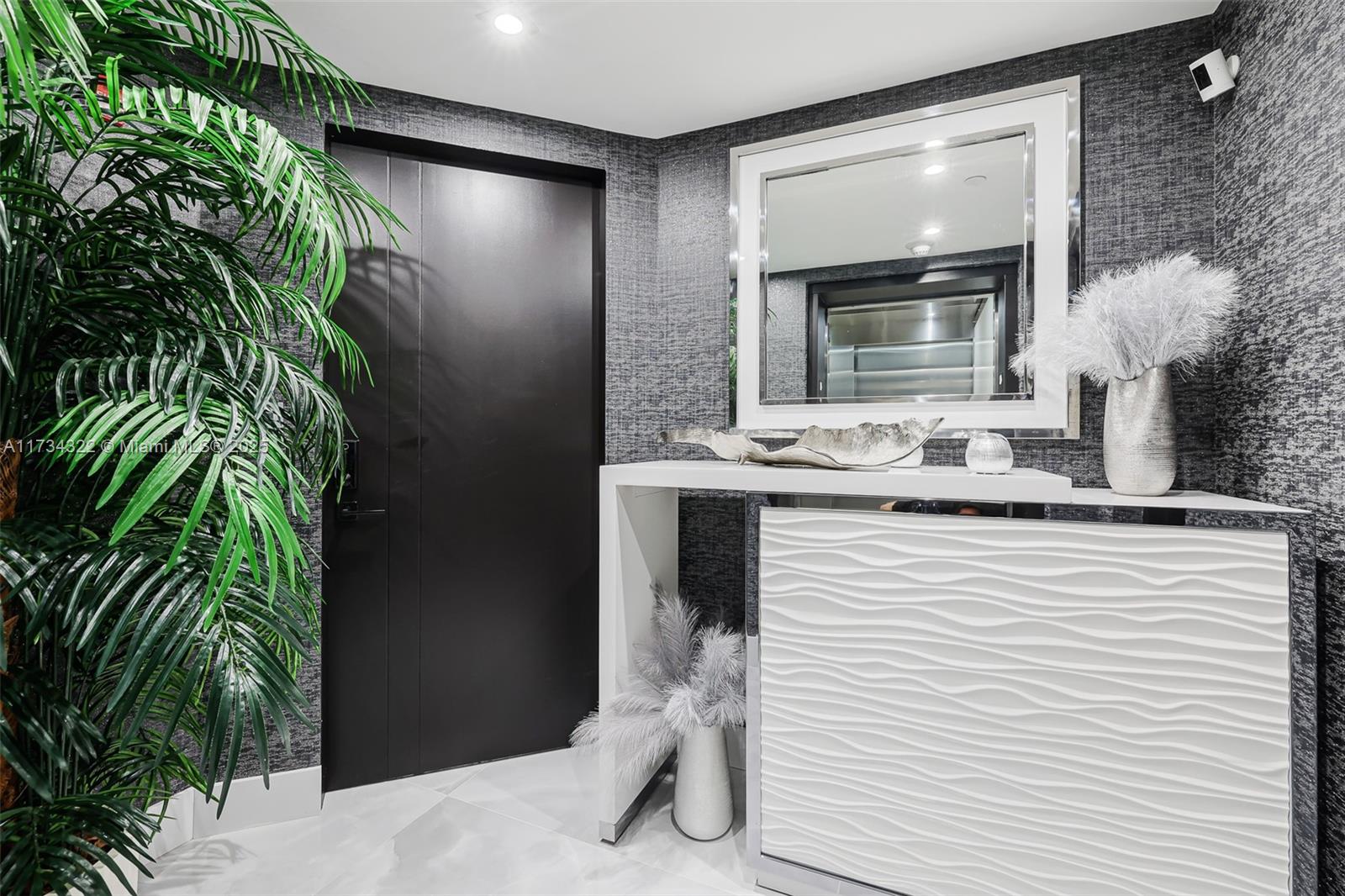 SAGE BEACH CONDO - Residential