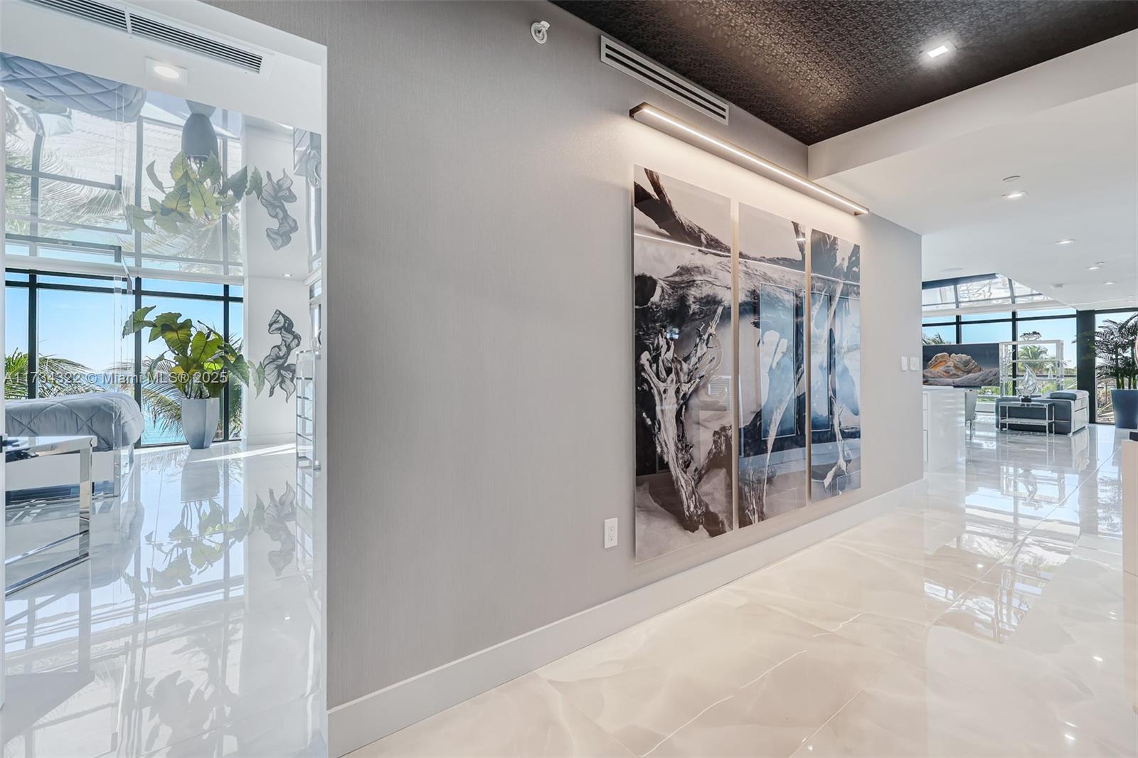 SAGE BEACH CONDO - Residential