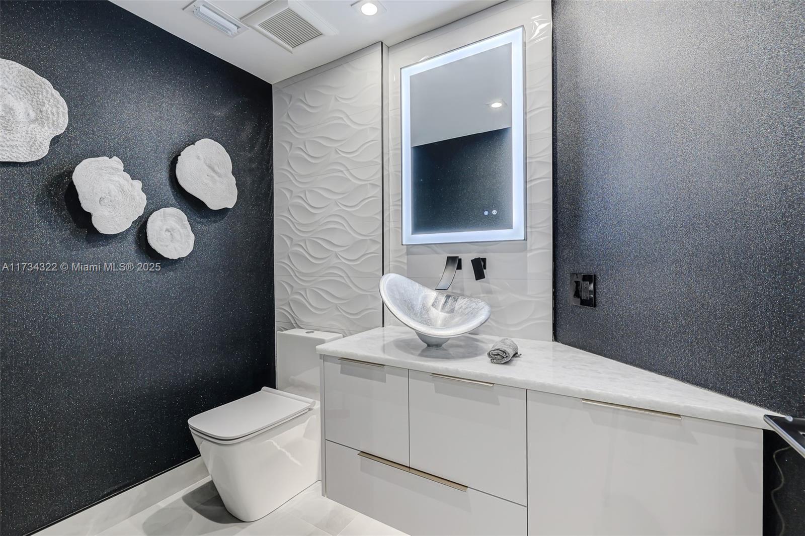 SAGE BEACH CONDO - Residential