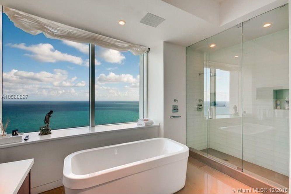 TRUMP PALACE CONDO - Residential