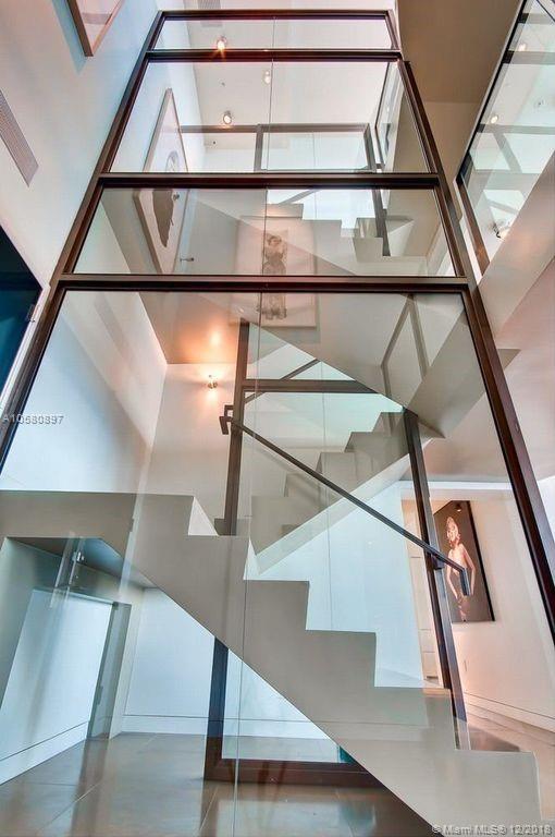 TRUMP PALACE CONDO - Residential