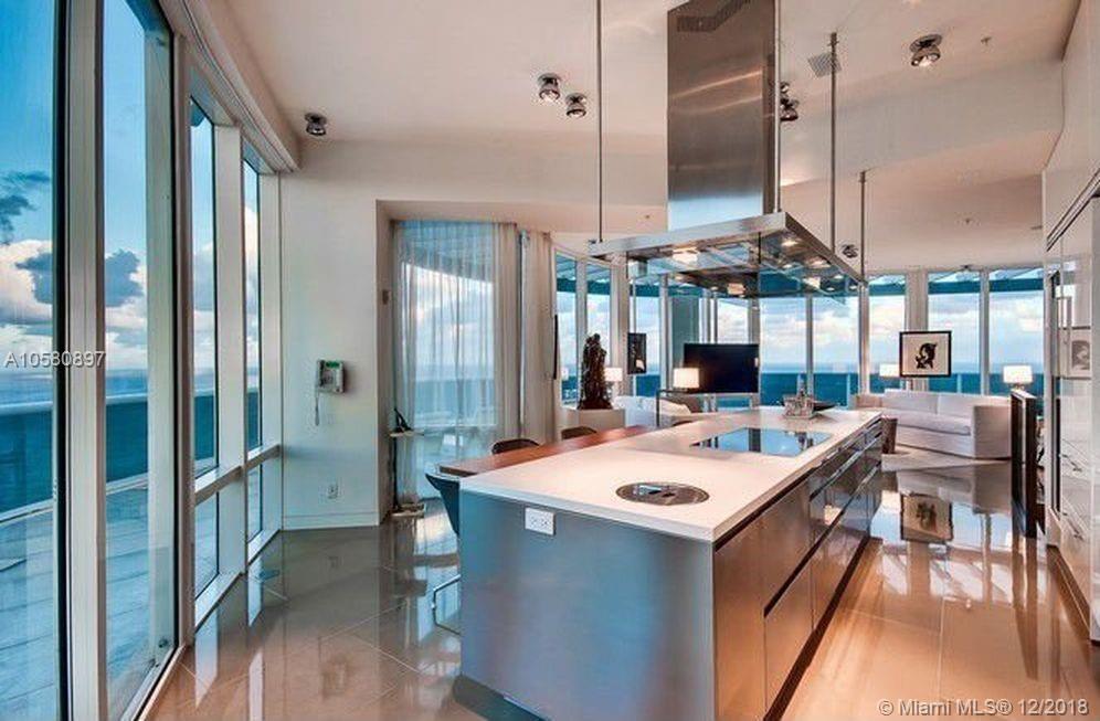 TRUMP PALACE CONDO - Residential