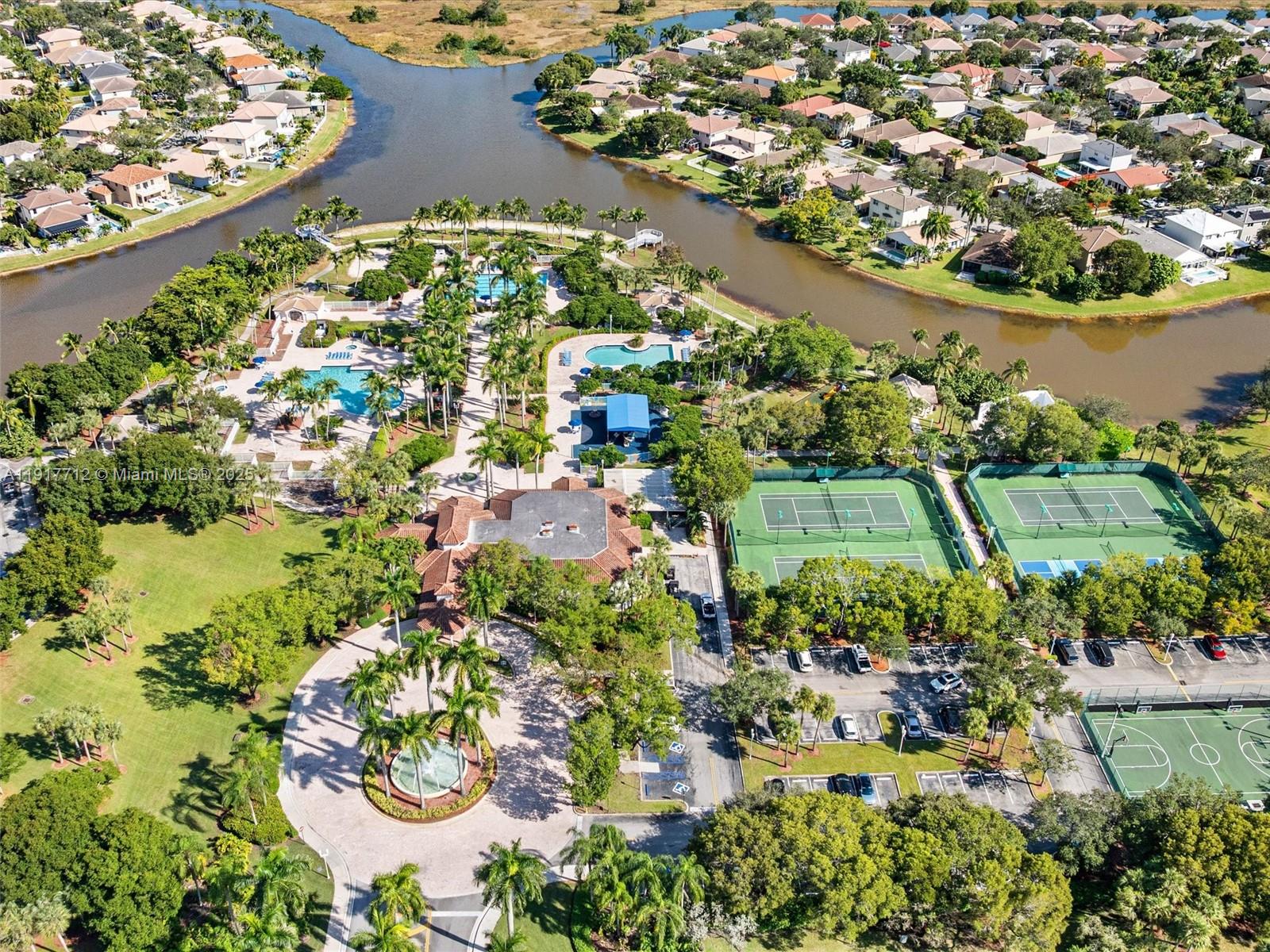 PEMBROKE ISLES V - Residential