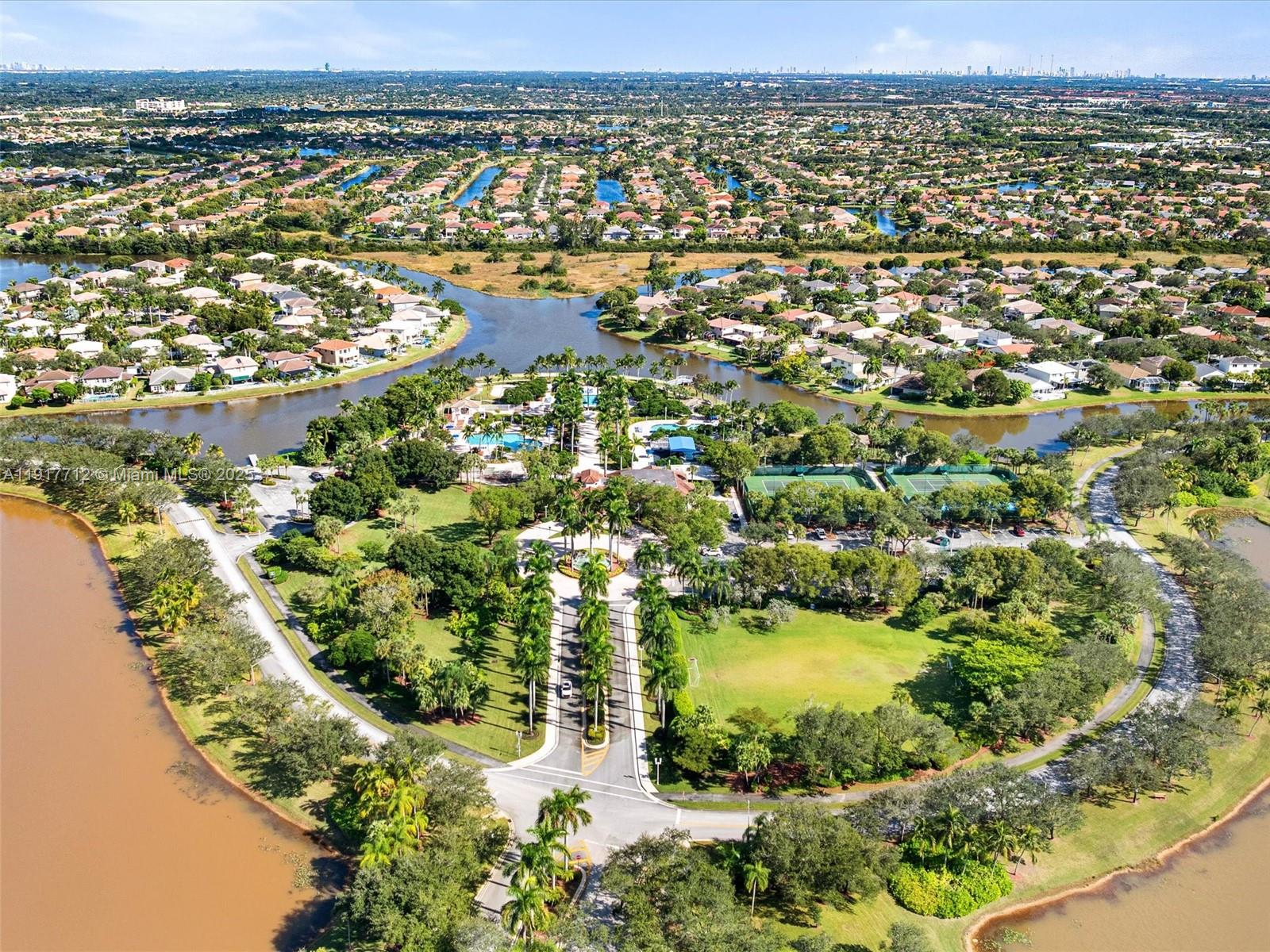 PEMBROKE ISLES V - Residential