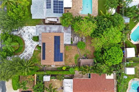 Photo of 404 NE 24th Ave, Pompano Beach, FL 33062 (MLS # A11887018)