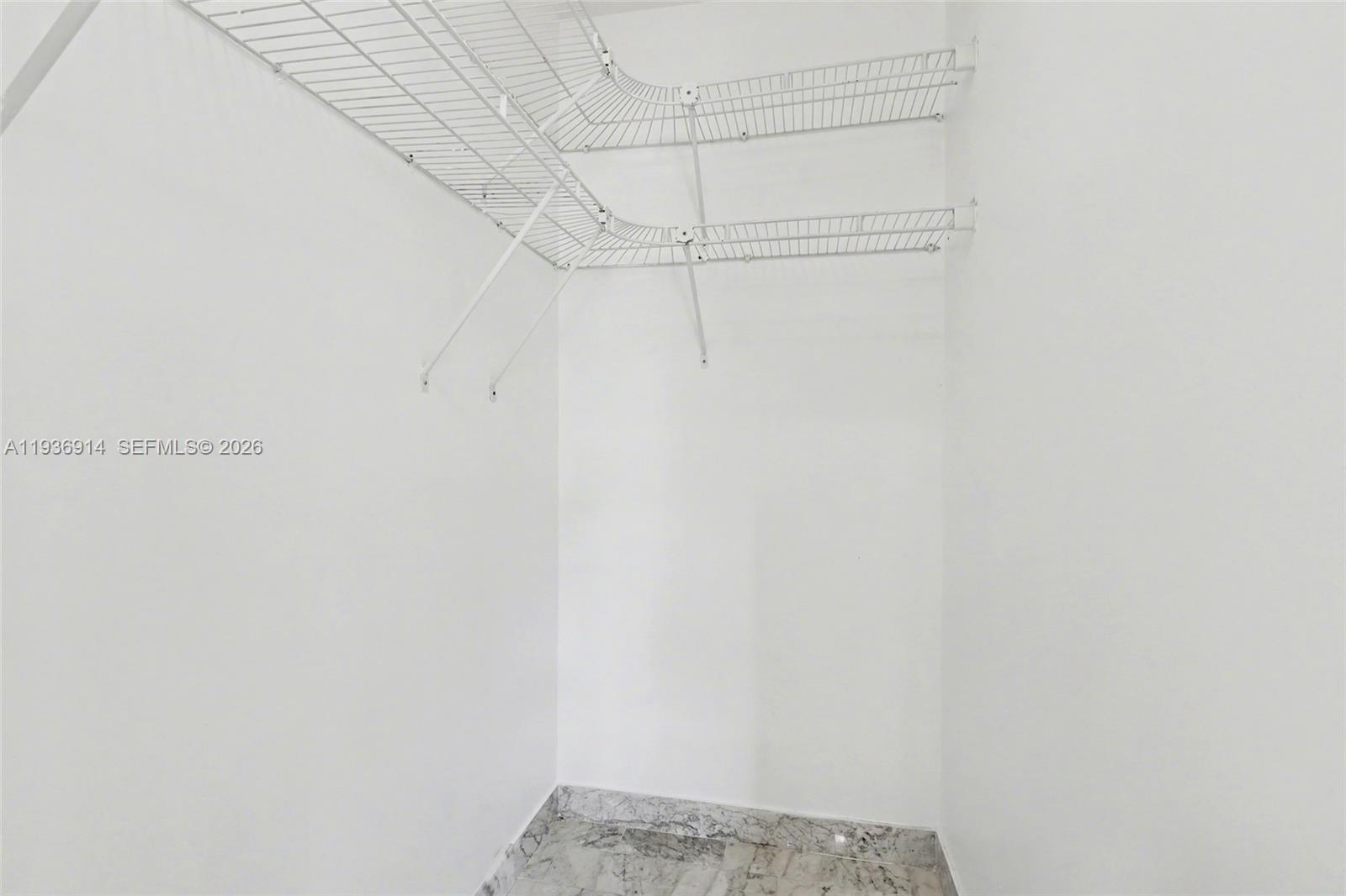 CORONA BAY TOWNHOUSES CON - Residential