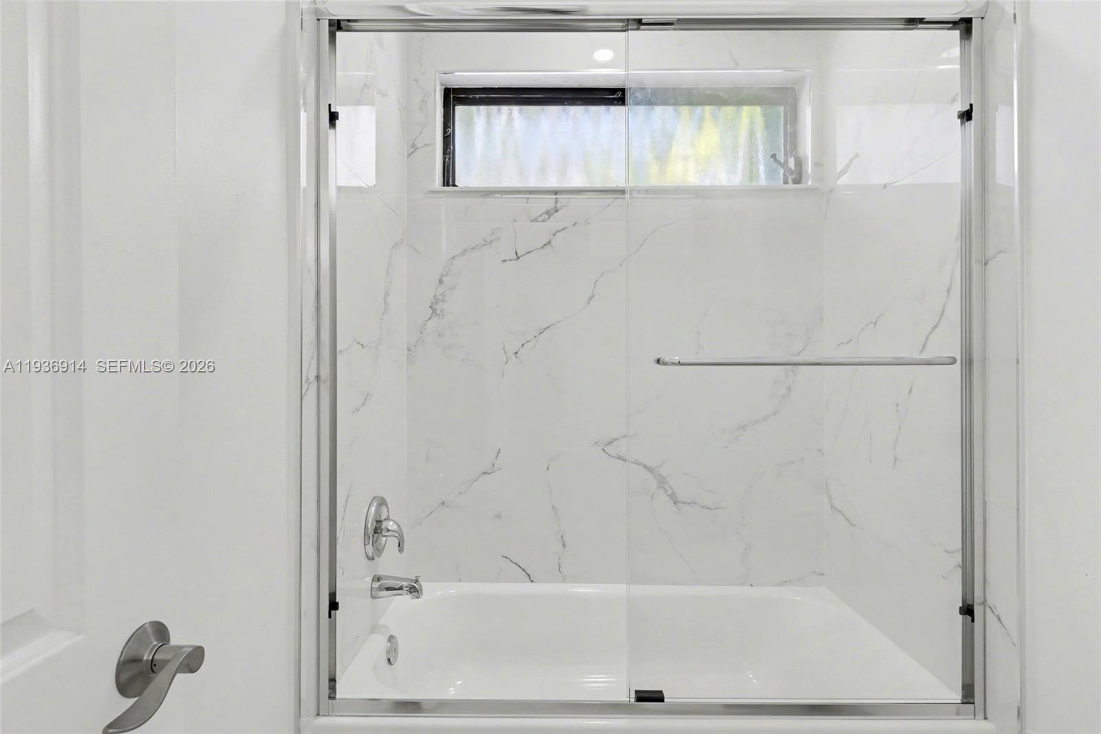 CORONA BAY TOWNHOUSES CON - Residential