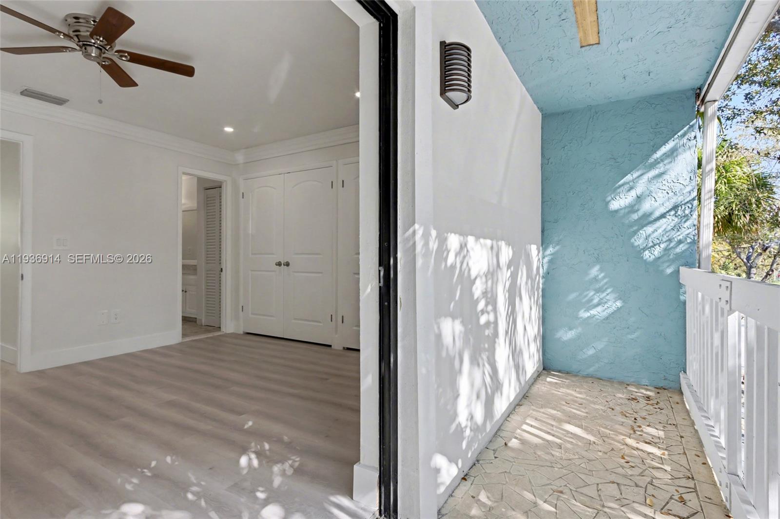 CORONA BAY TOWNHOUSES CON - Residential