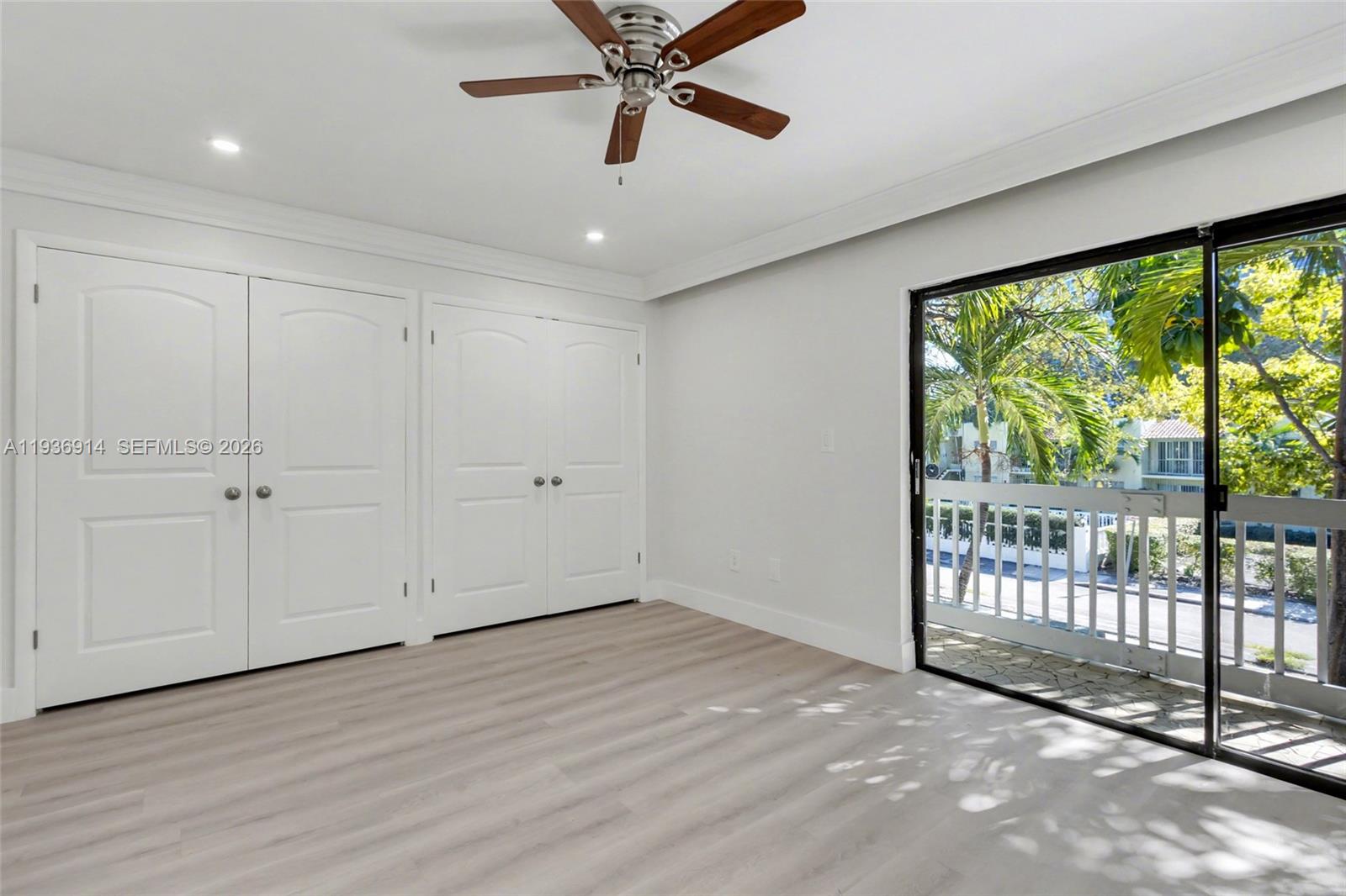 CORONA BAY TOWNHOUSES CON - Residential