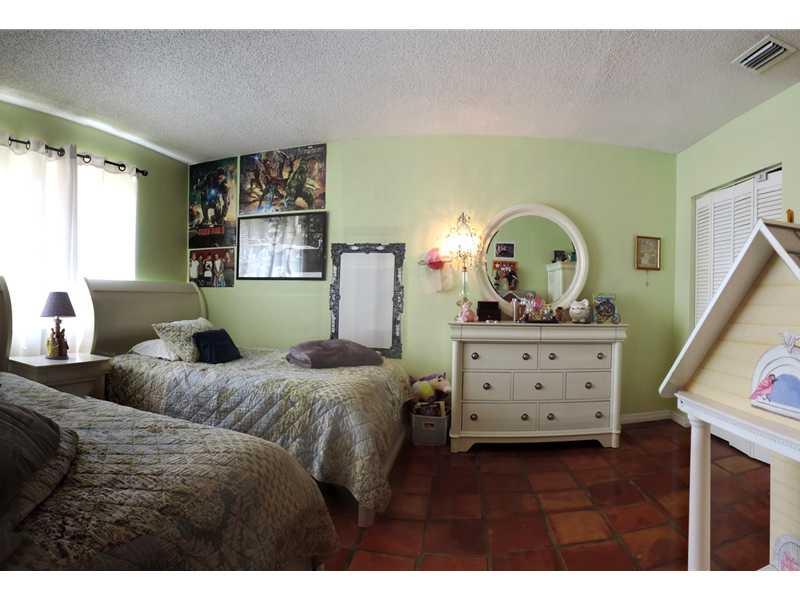 CARAVEL AT CALUSA - Residential