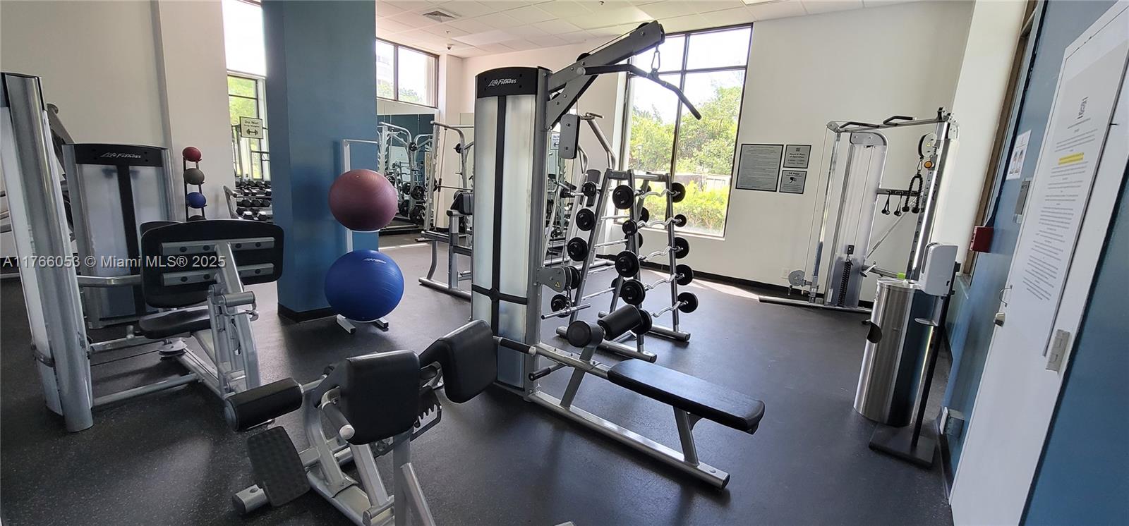 ARLEN HOUSE EAST CONDO - Residential
