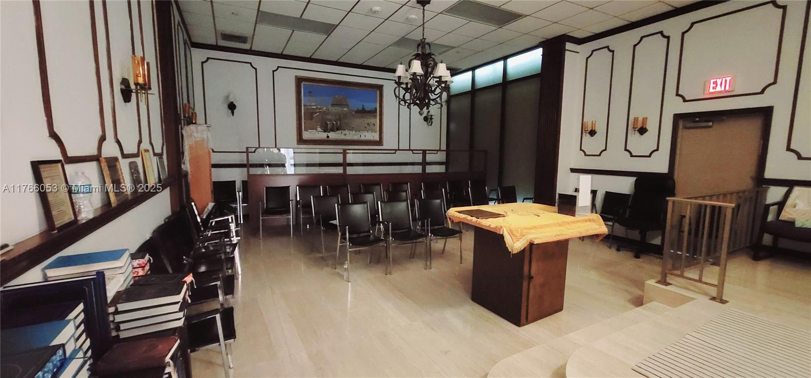 ARLEN HOUSE EAST CONDO - Residential