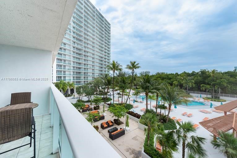 ARLEN HOUSE EAST CONDO - Residential