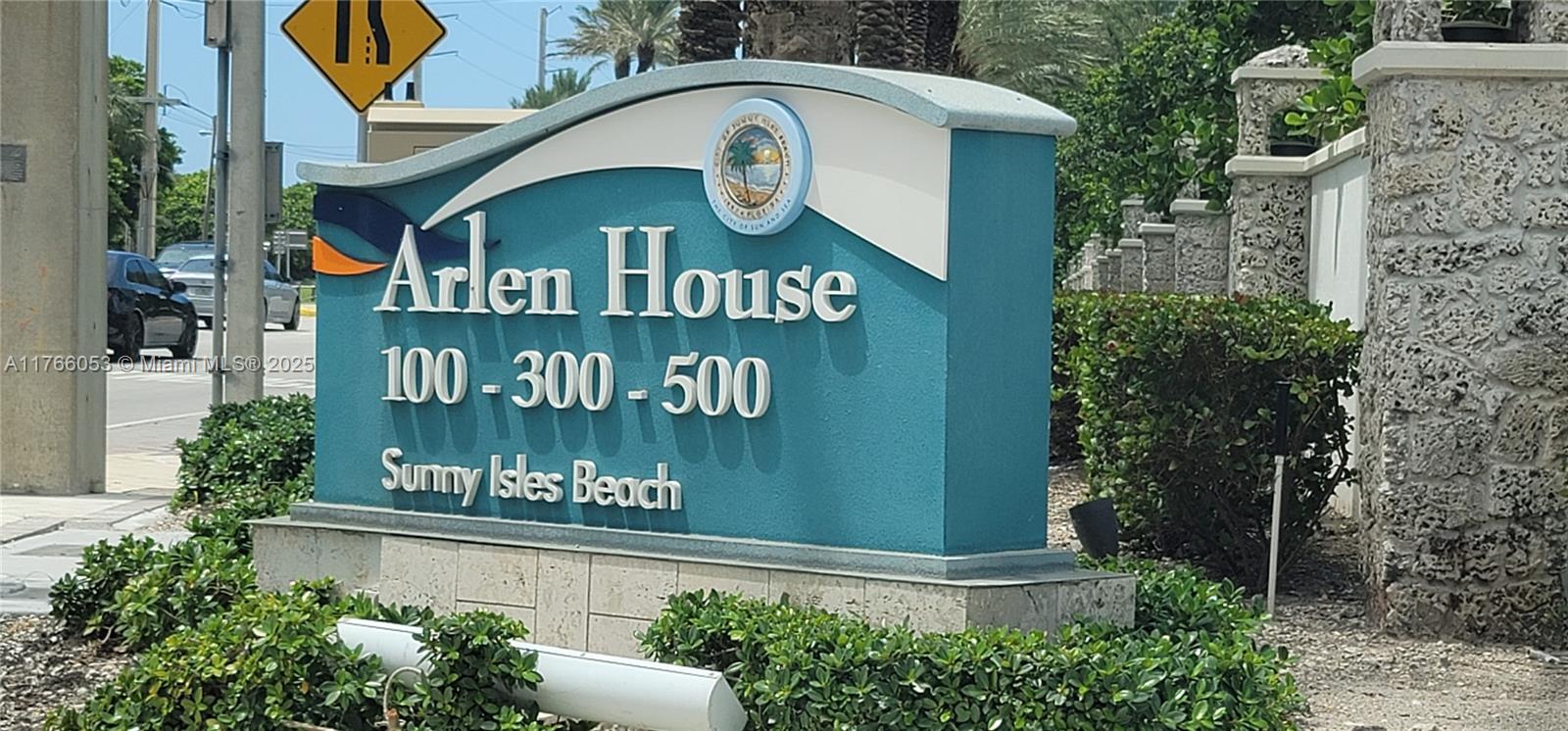 ARLEN HOUSE EAST CONDO - Residential