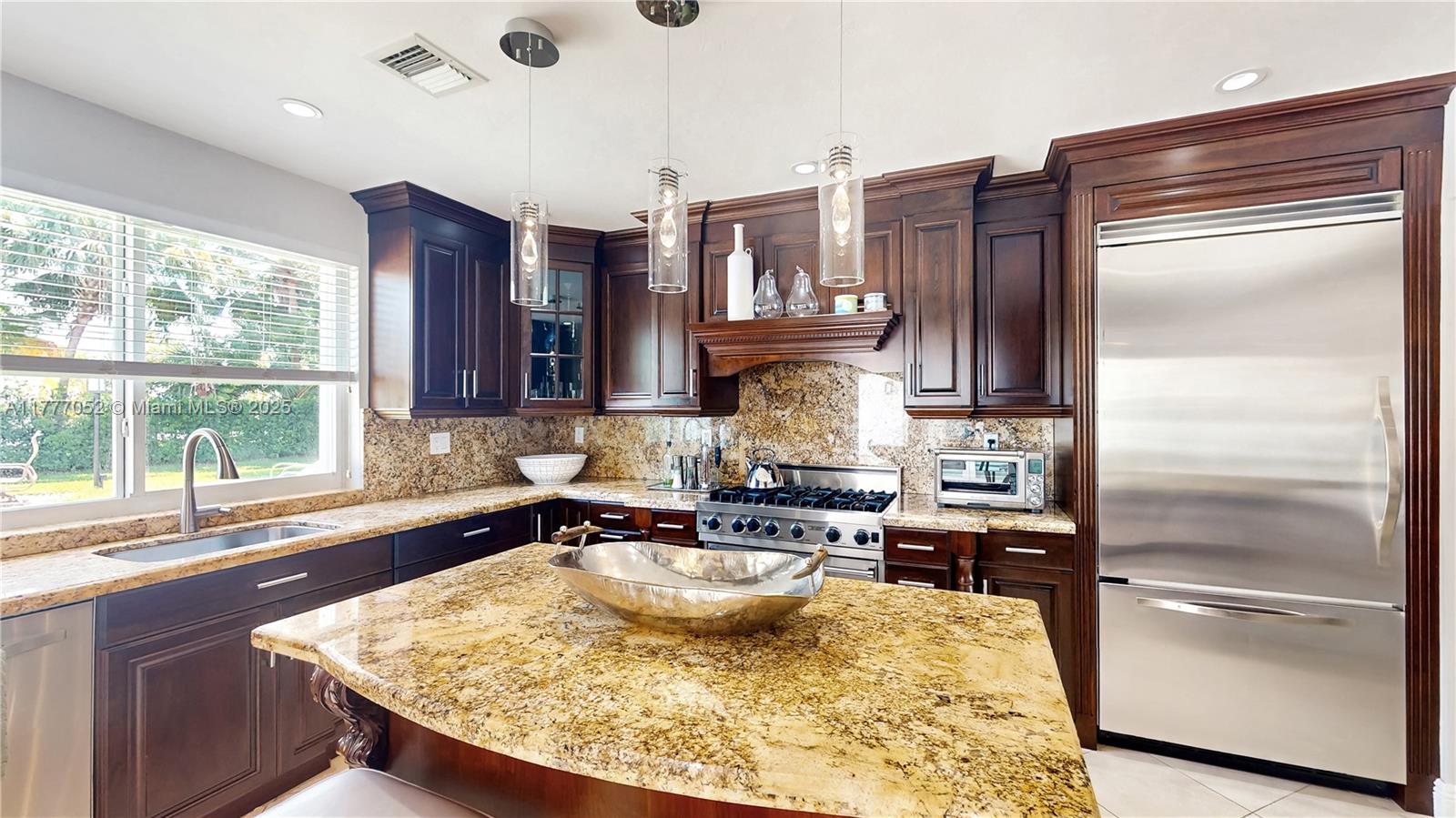 CORAL REEF ESTATES 2ND AD - Residential