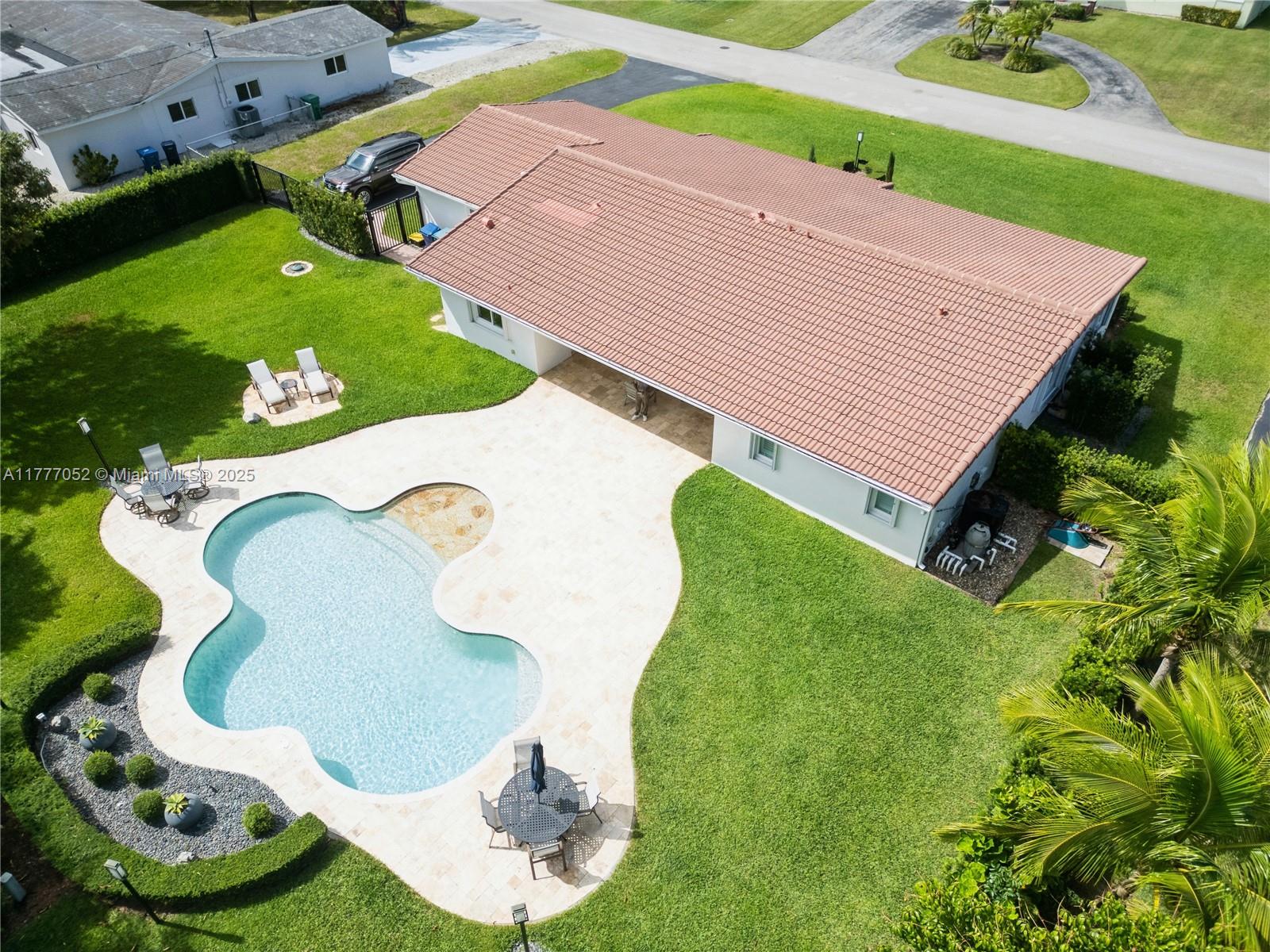 CORAL REEF ESTATES 2ND AD - Residential