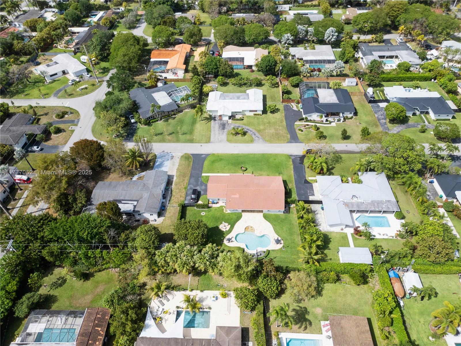 CORAL REEF ESTATES 2ND AD - Residential