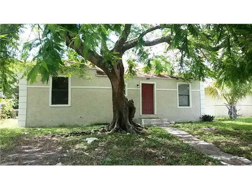 THIS IS NOT A FORECLOSURE! NOT A SHORT SALE! WONT LAST LONG! BUYER MUST CLOSE WITH PINNACLE LAND TITLE.