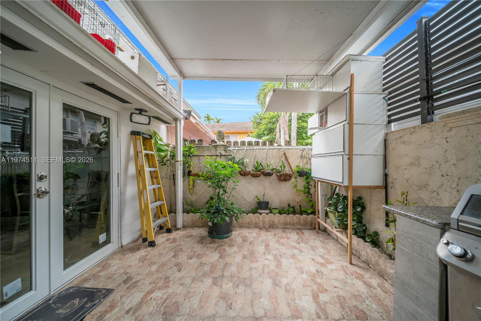 ALE CONDO - Residential