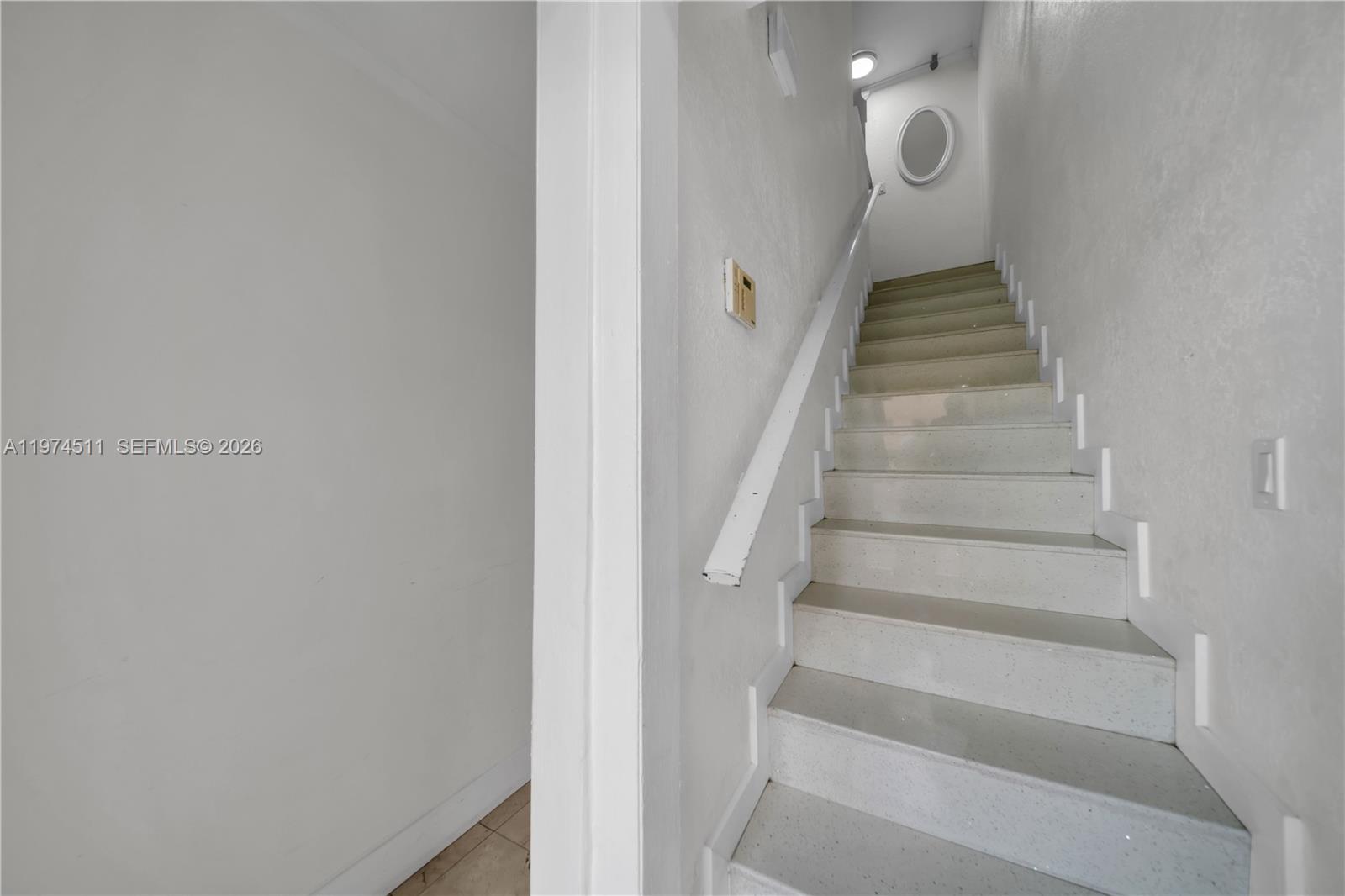 ALE CONDO - Residential