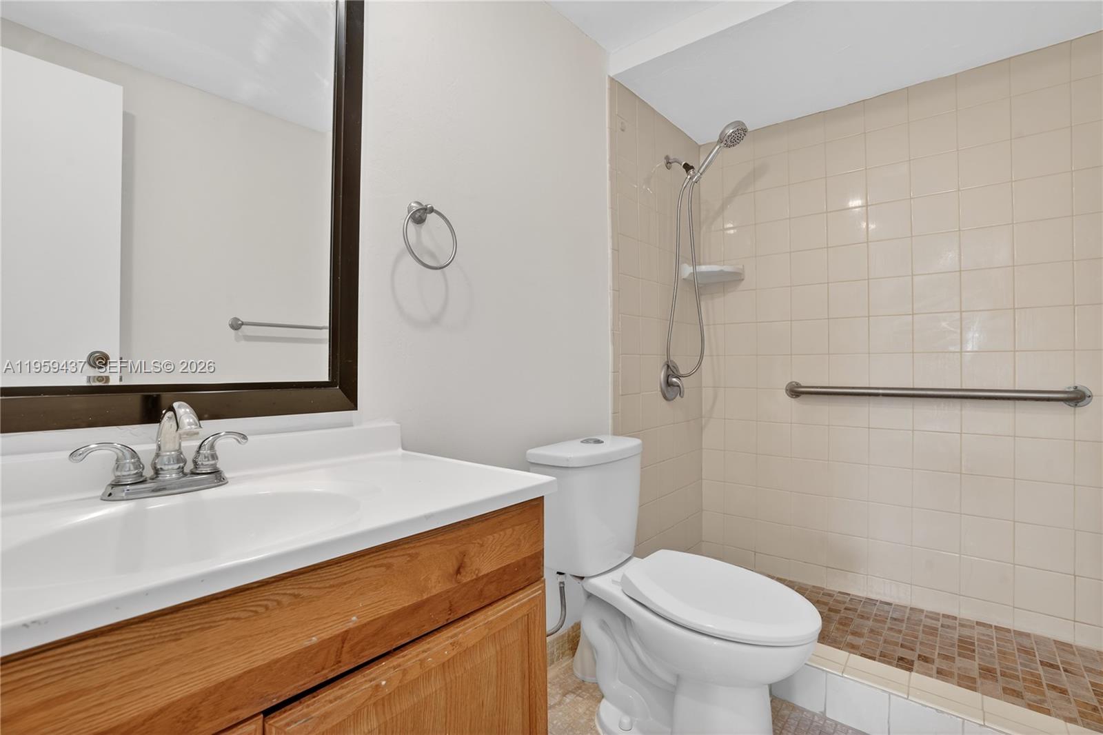 SOMERSET NO 1 CONDO - Residential