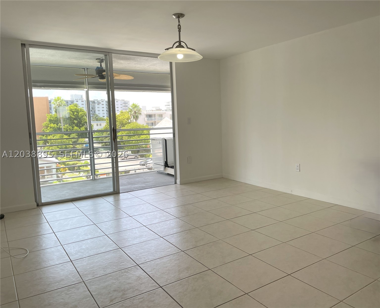3750 NE 169th St 408
