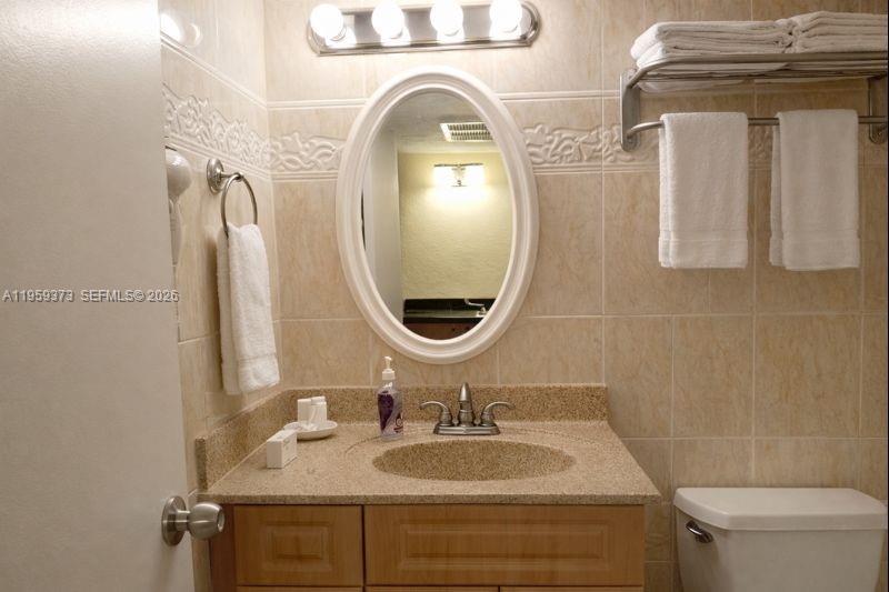 THE AVENTURA BEACH CLUB C - Residential