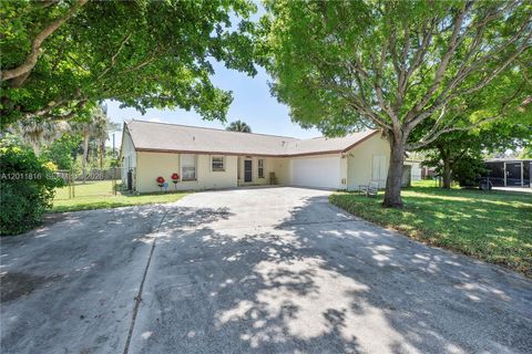 Tiny photo for 694 Dixie Ln, West Palm Beach, FL 33415 (MLS # A12011816)