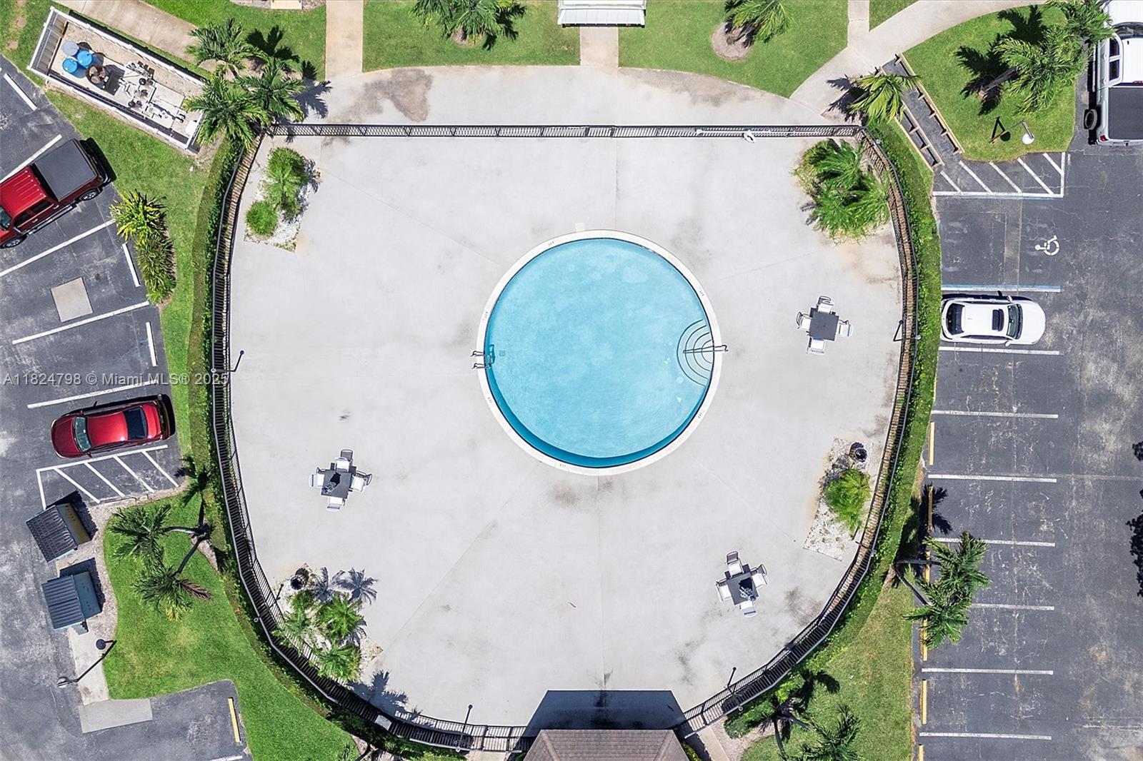 ISLA MERITA CONDOMINIUM I - Residential