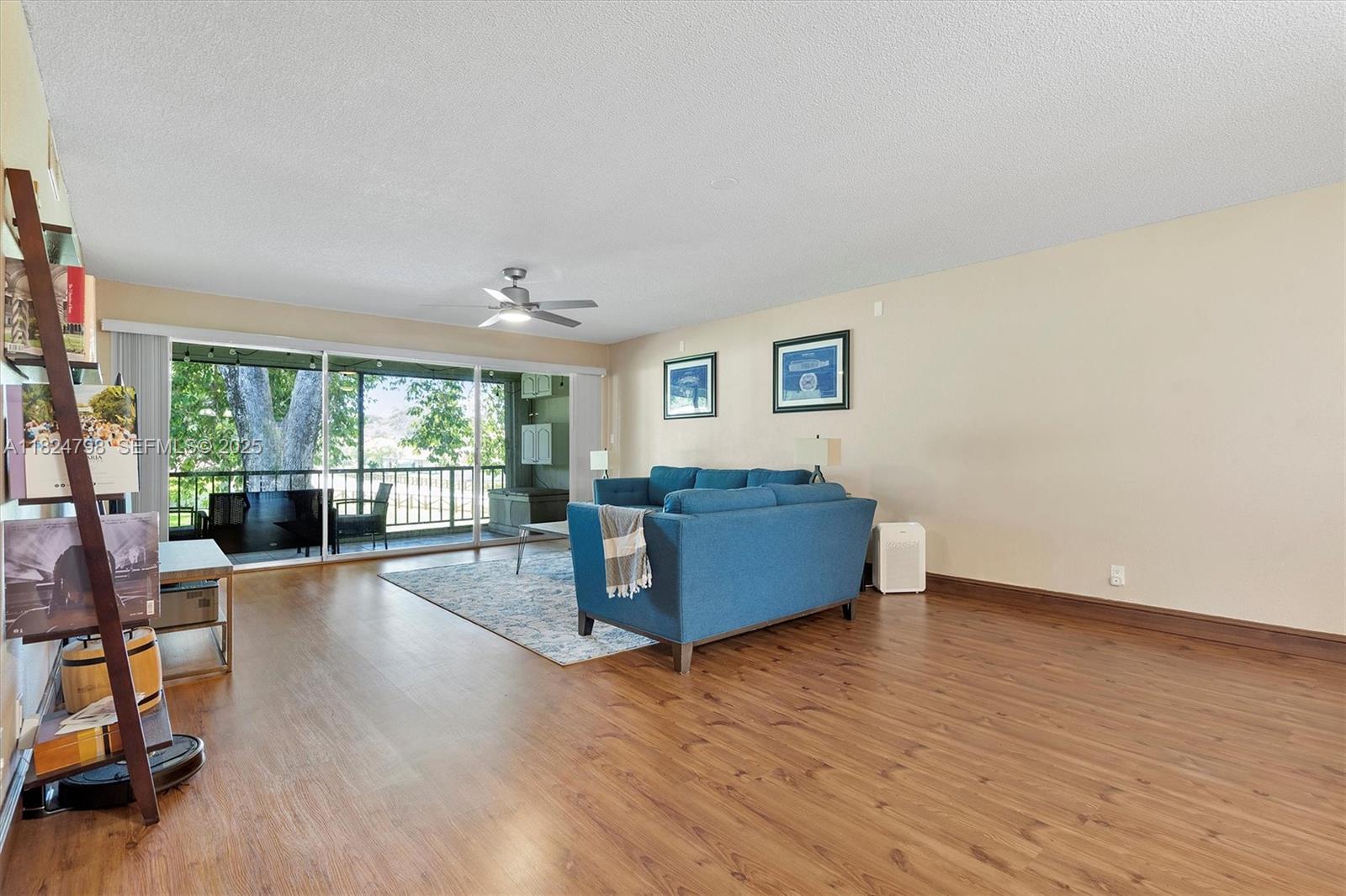 ISLA MERITA CONDOMINIUM I - Residential