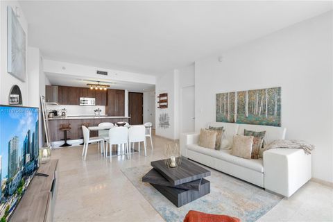 88 SW 7 Street 3403 Miami FL 33130