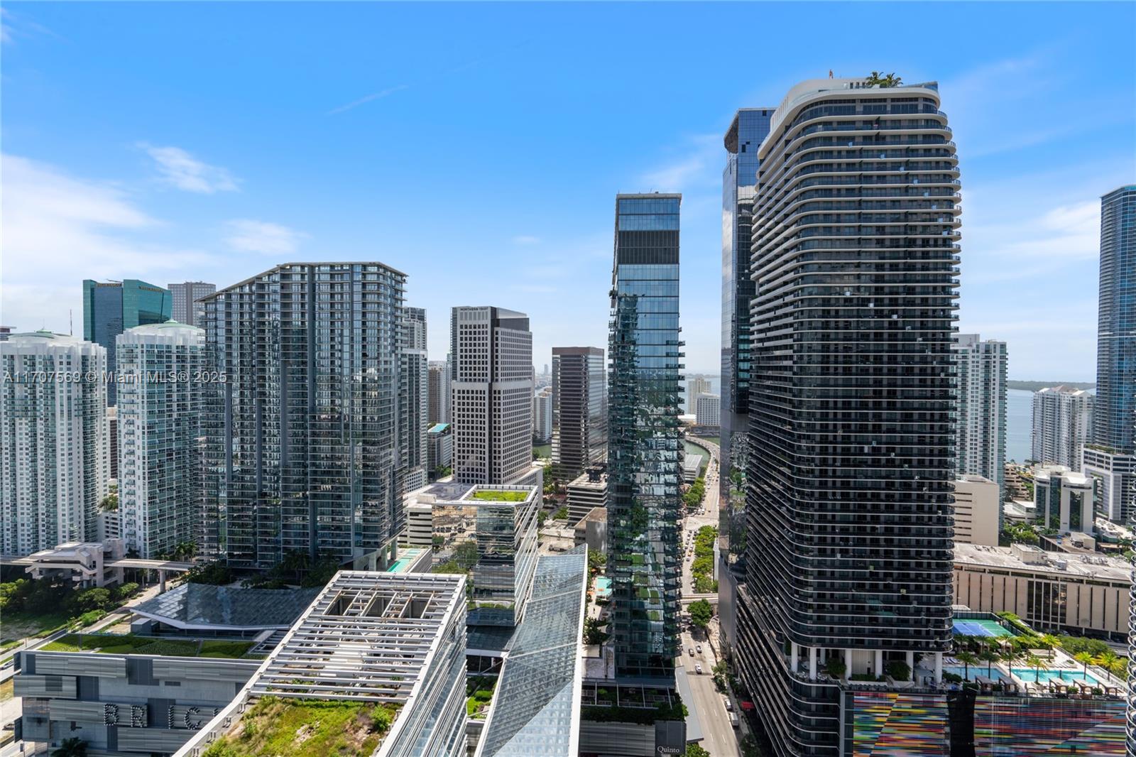 RISE CONDO - Residential