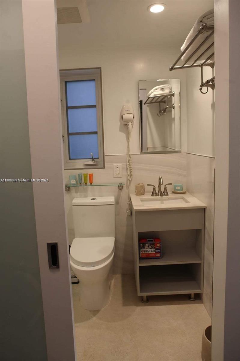 763 Pennsylvania Ave 101