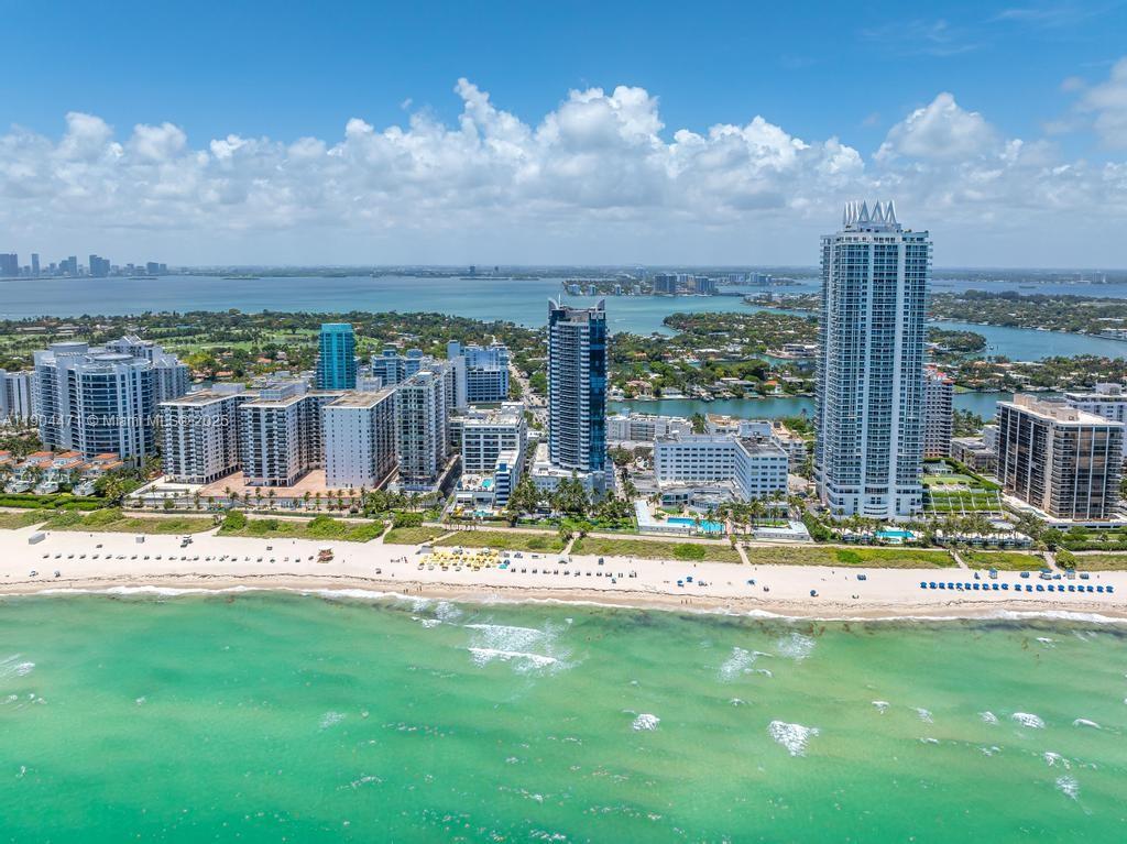 LA GORCE PALACE CONDO - Residential Lease