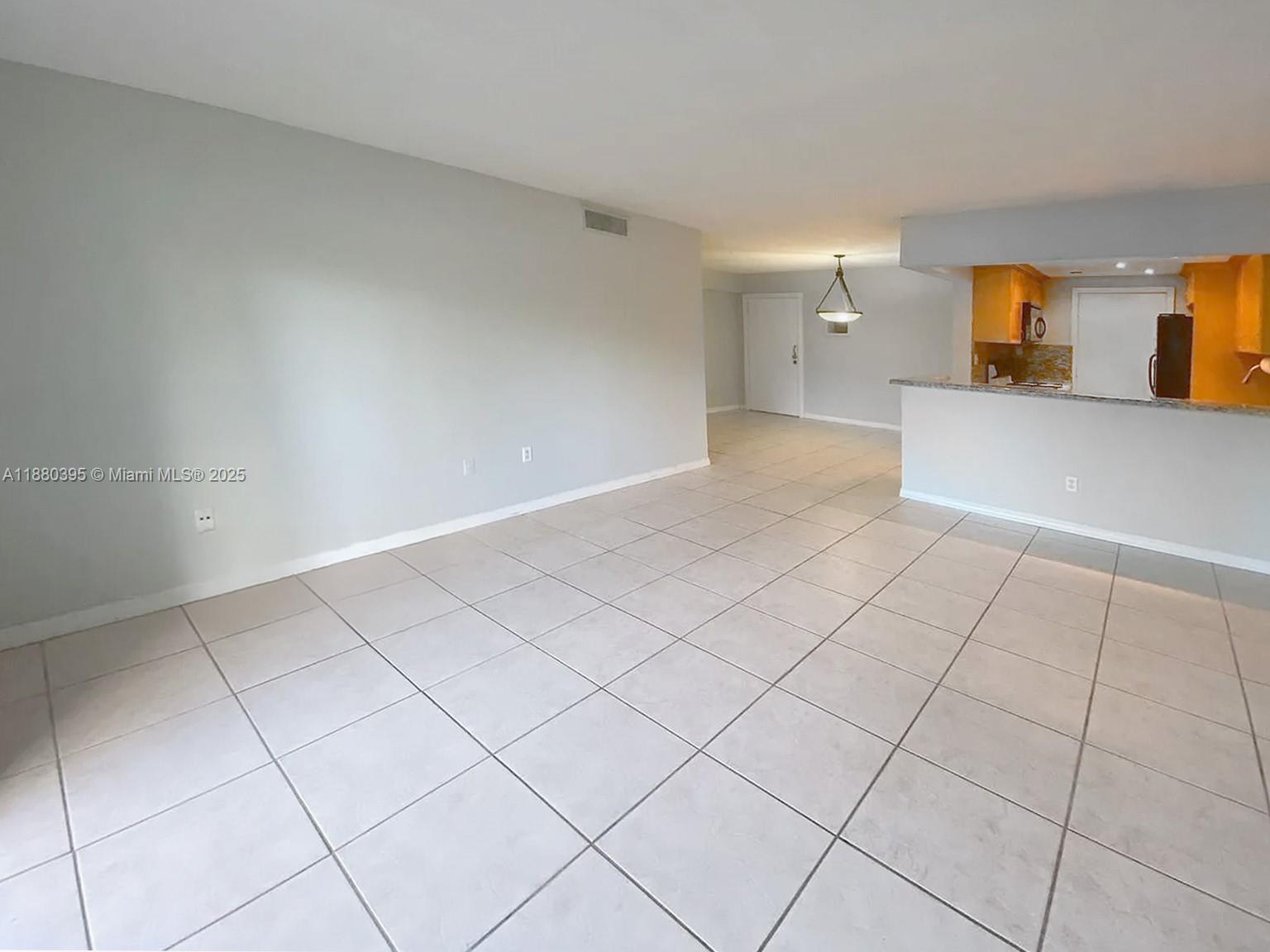 DADELAND GROVE CONDO - Residential Lease
