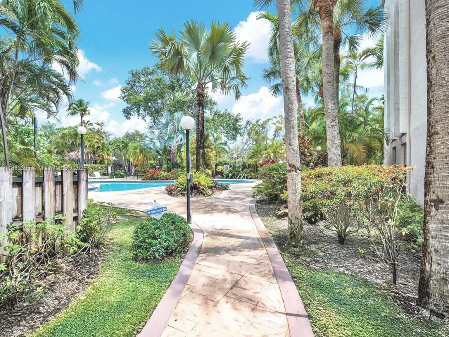 DADELAND GROVE CONDO - Residential Lease