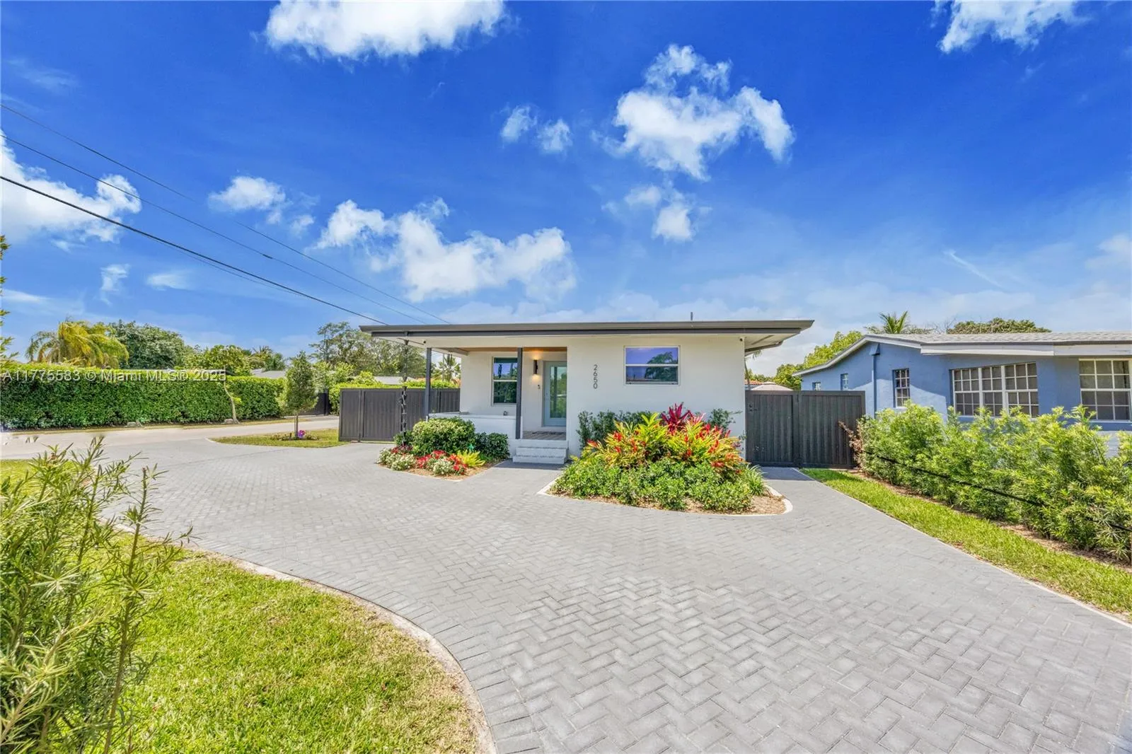 Miami, Florida 33155, United States, 4 Bedrooms Bedrooms, ,2 BathroomsBathrooms,Residential,Pending,119073