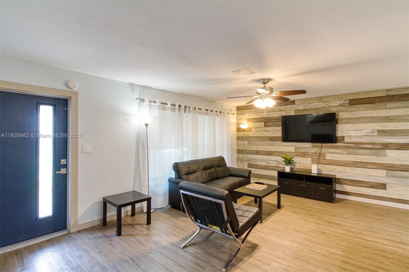 3039 Grant St 3039