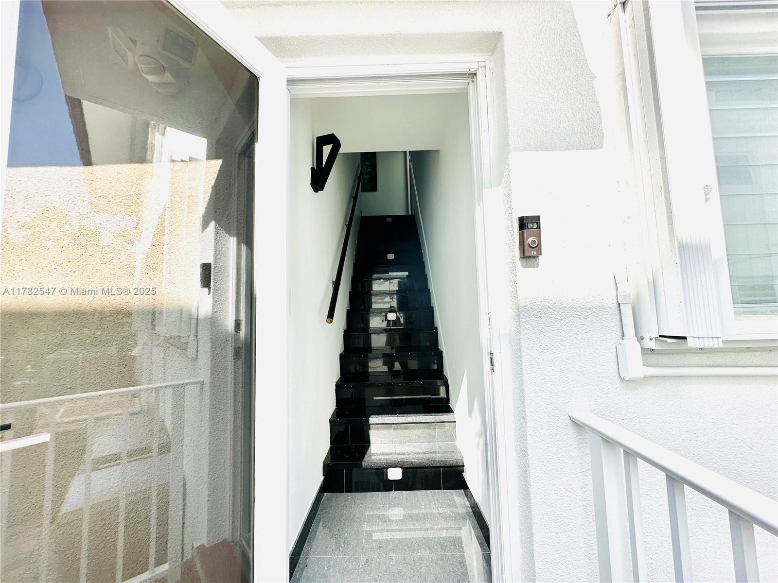 EASTERN SHORES 2ND ADDN - Residential