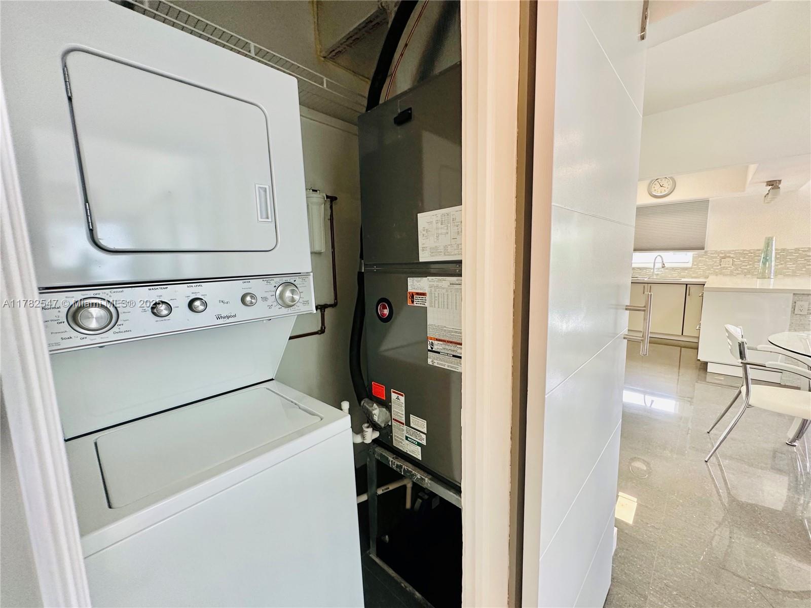 EASTERN SHORES 2ND ADDN - Residential