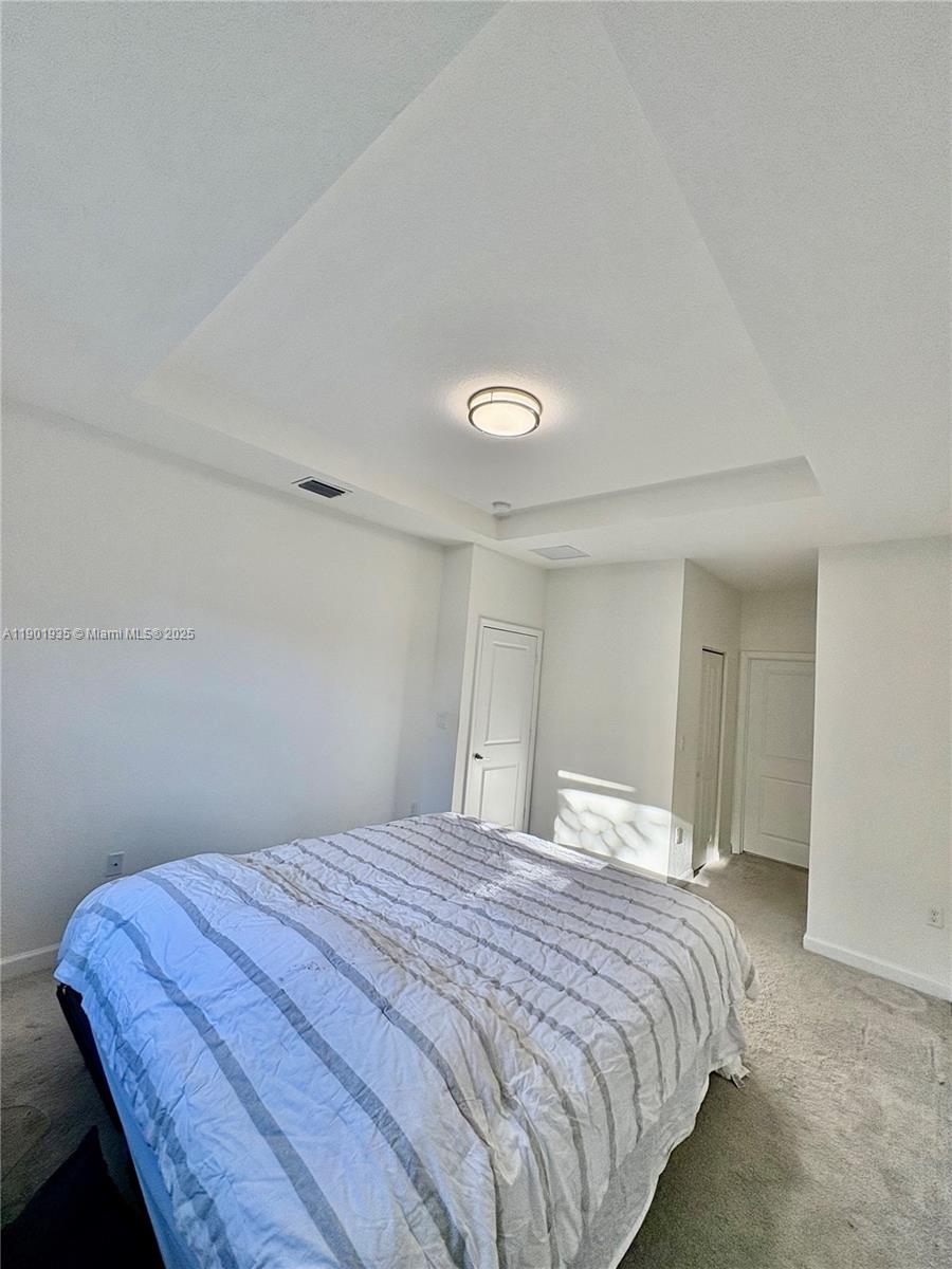 KEYS GATE RESIDENTIAL - Residential Lease