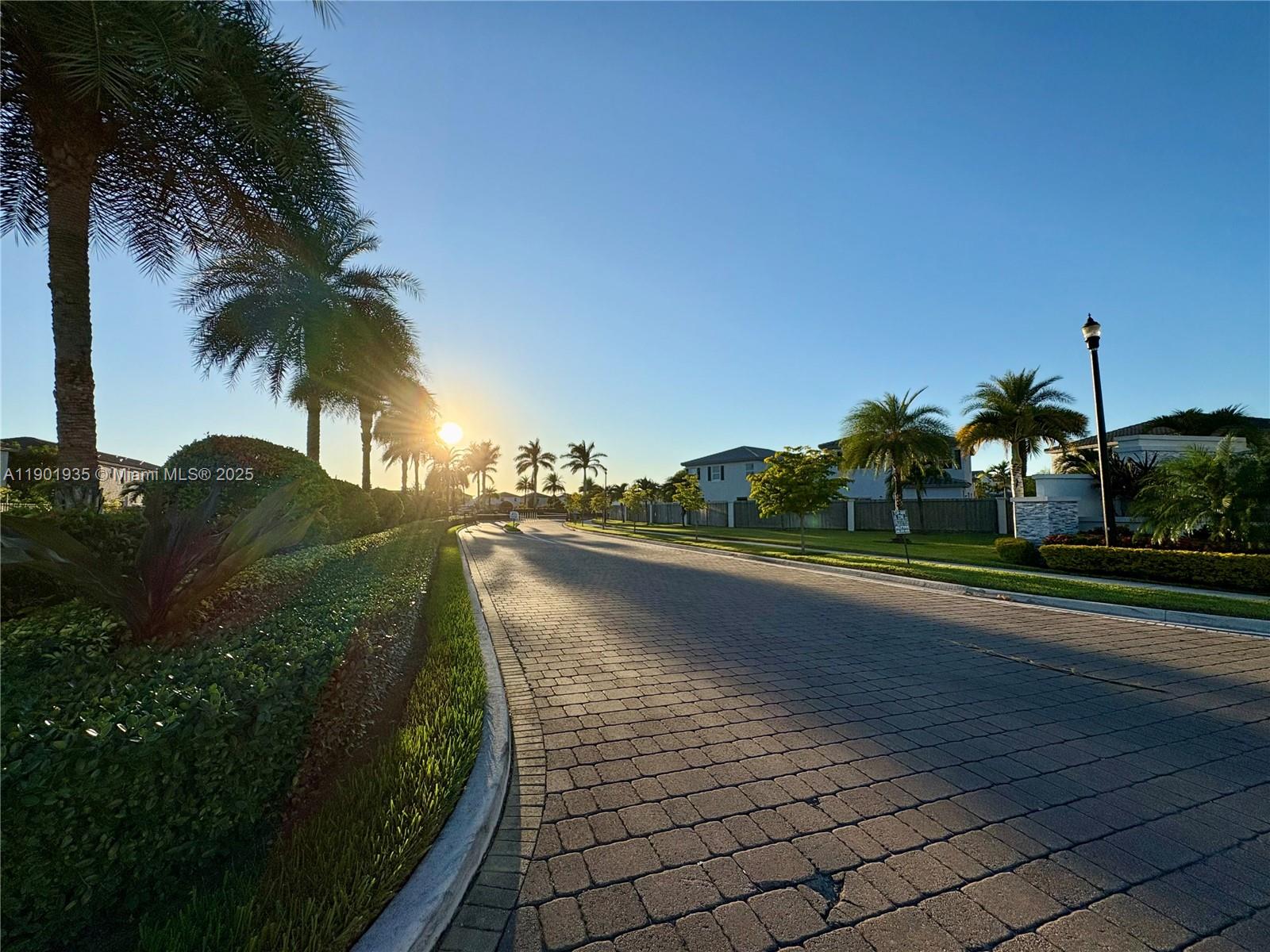 KEYS GATE RESIDENTIAL - Residential Lease