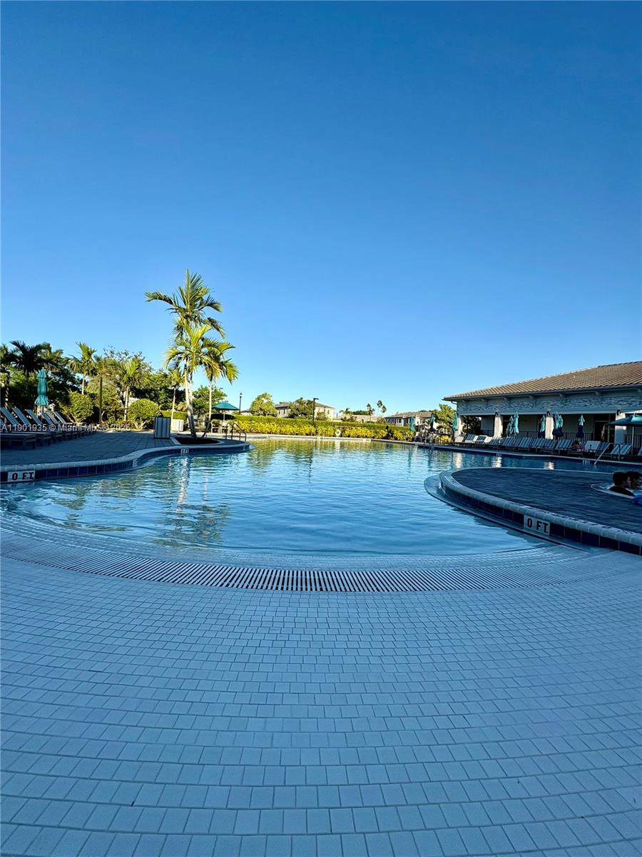 KEYS GATE RESIDENTIAL - Residential Lease
