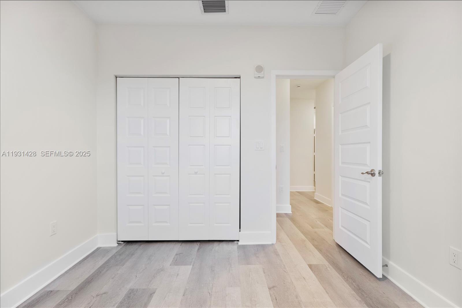 LANDMARK AT DORAL - Residential Lease