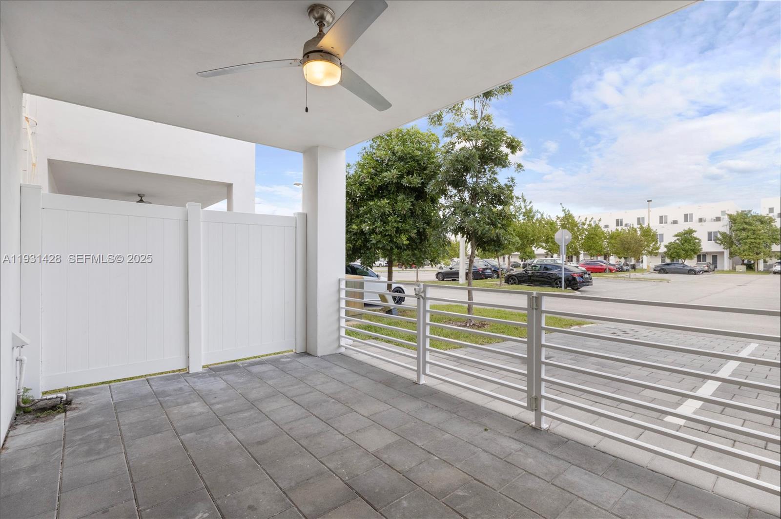 LANDMARK AT DORAL - Residential Lease