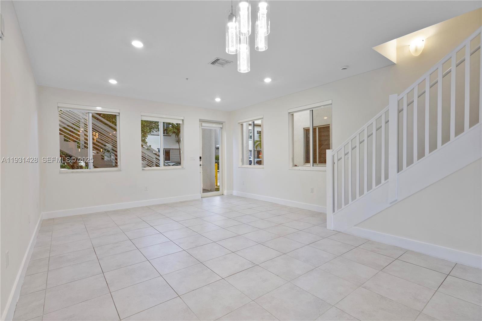 LANDMARK AT DORAL - Residential Lease