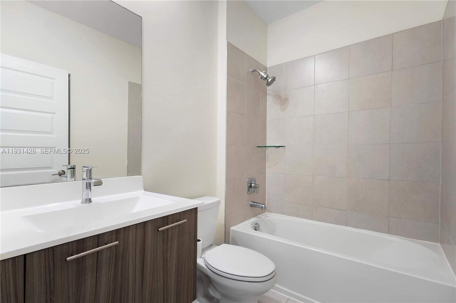 LANDMARK AT DORAL - Residential Lease