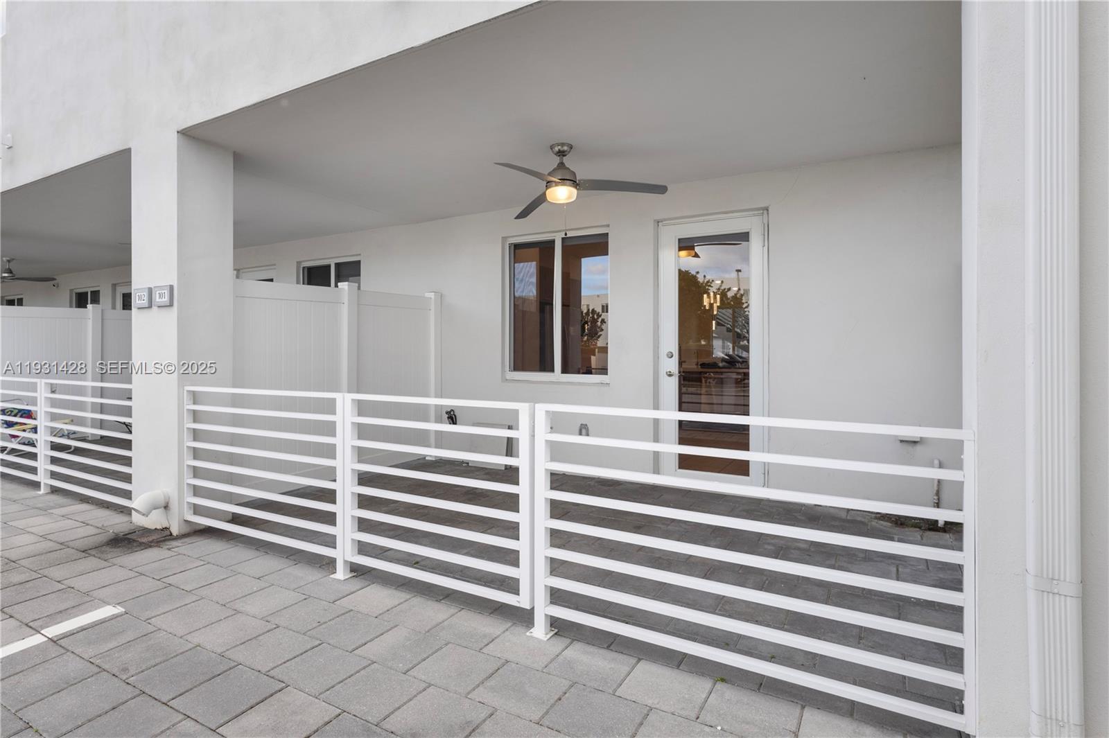 LANDMARK AT DORAL - Residential Lease